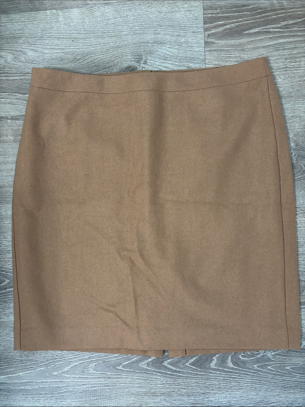 J. Crew Women’s Wool Lined Camel Beige Pencil Skirt Size 18 Slit